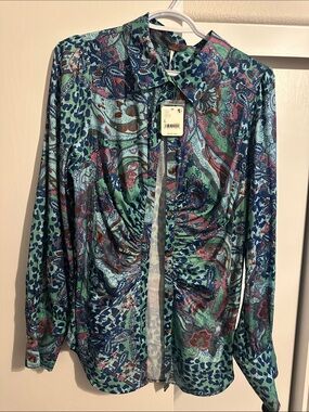 Free People Blue and Purple Patterned Button Down Shirt ***